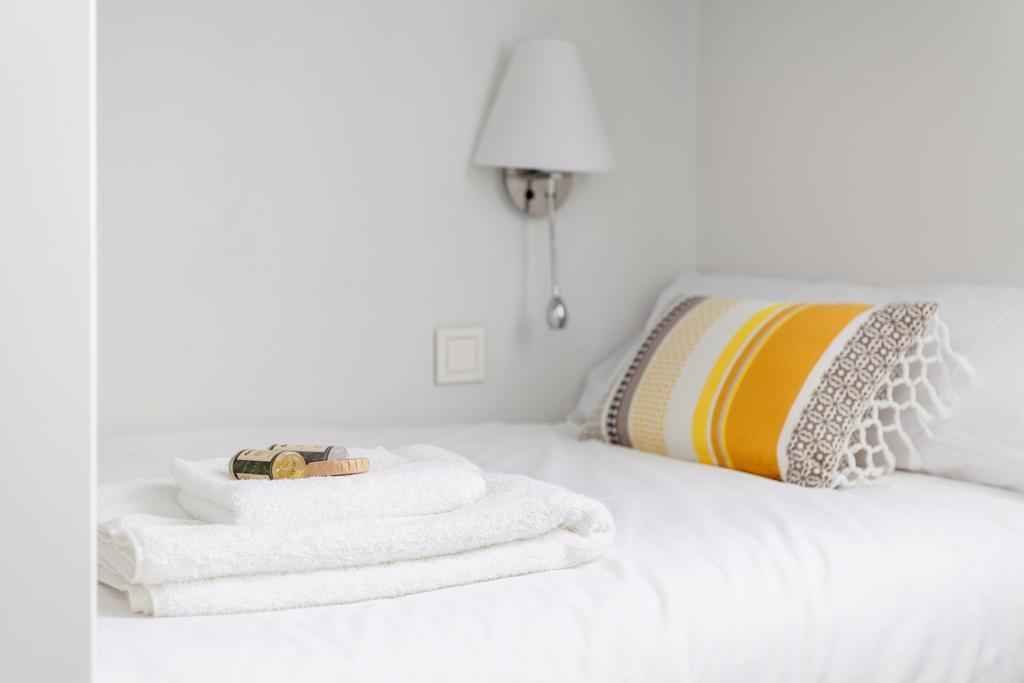 Stunning Boutique - Space Maison Apartments Севилья Экстерьер фото